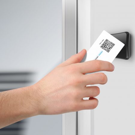 Tarjeta NFC +  Licencia de uso permanente